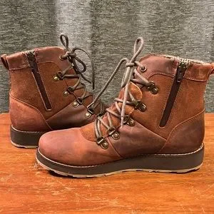 Kamik Women's Ariel Kamik Ariel Lo Kamik Women's Ariel Lo Boot